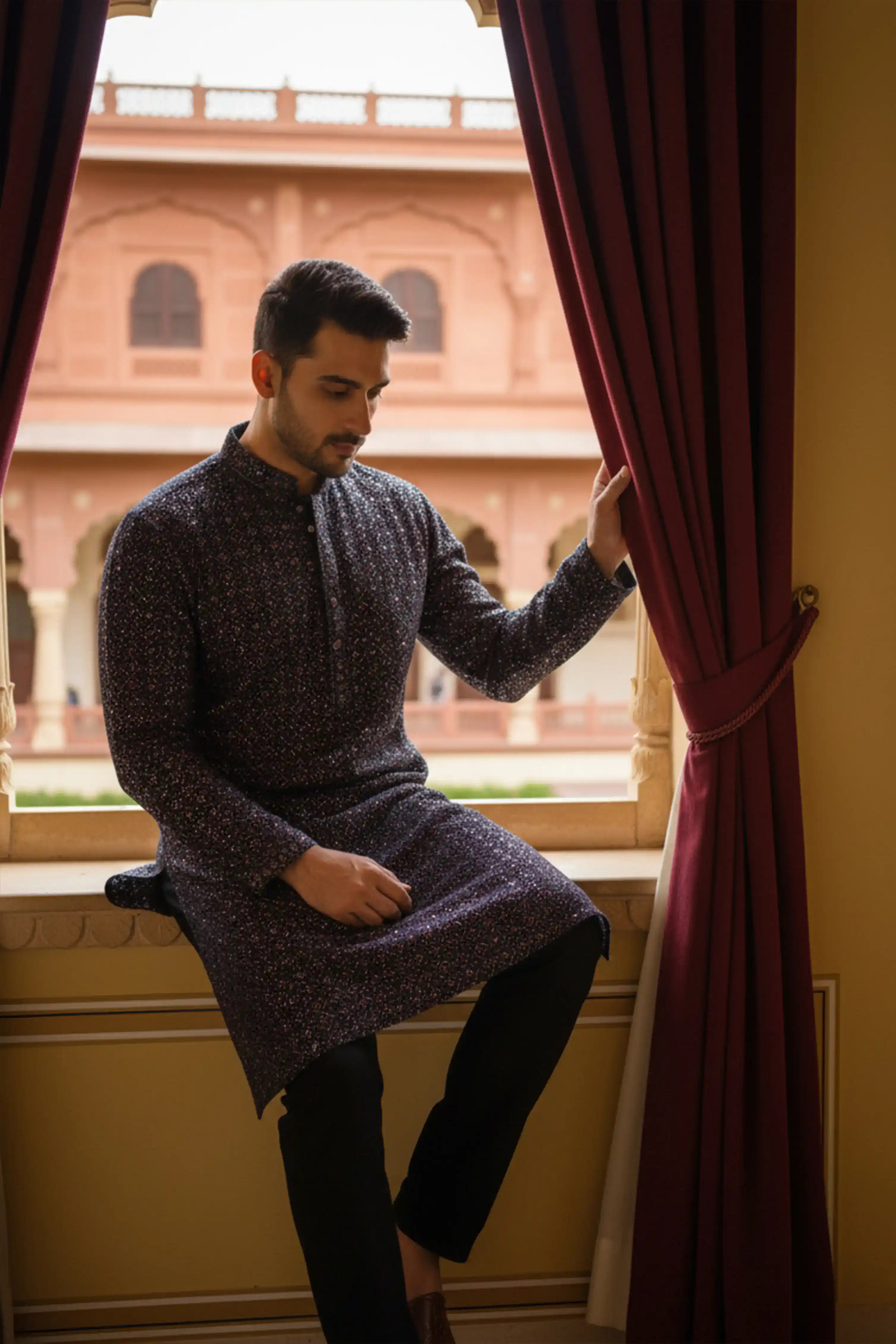 Chikankari Lucknowi